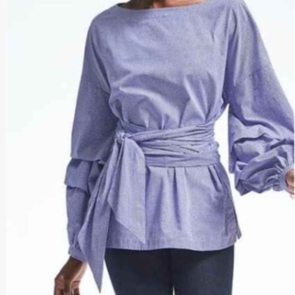 Banana Republic Tops - Banana Republic Tuck sleeve gingham top size M
